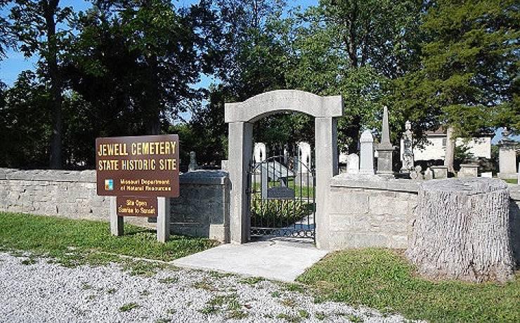 Entrance to Jewell Cemetery