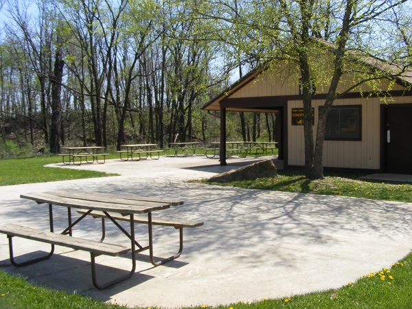 Enclosed Shelter | Missouri State Parks