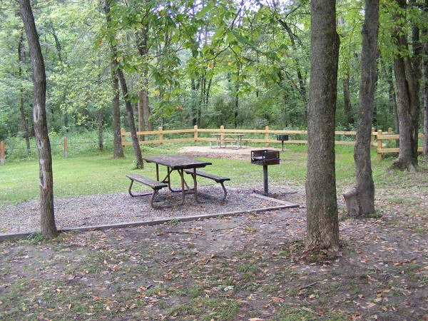 national park picnic table