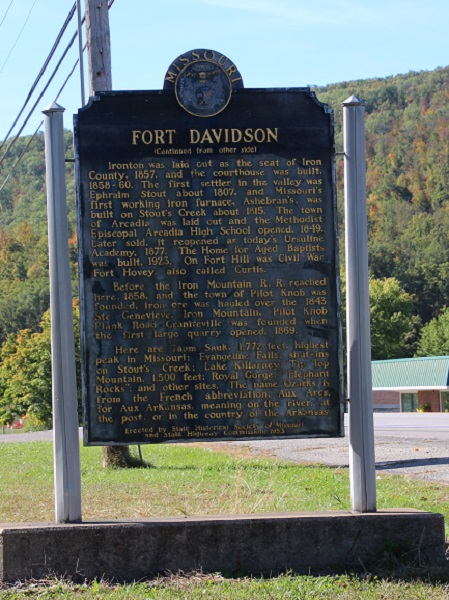 sign about Fort Davidson