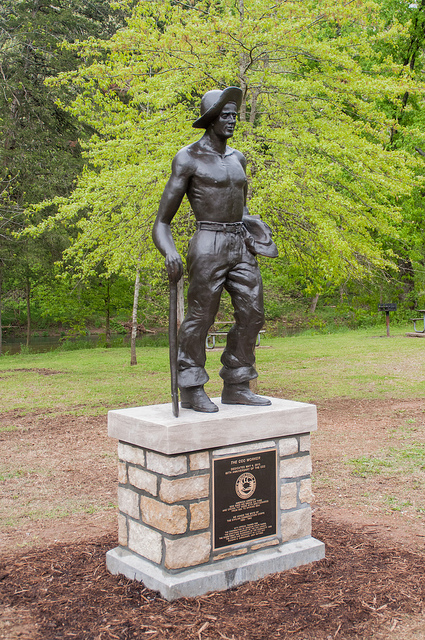 bronze statue of Civilian Conservation Corps member